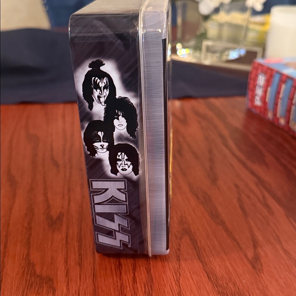 KISS Limited Edition PEZ Gift Set New Sealed Rock Band Collectible Display - Picture 6 of 6